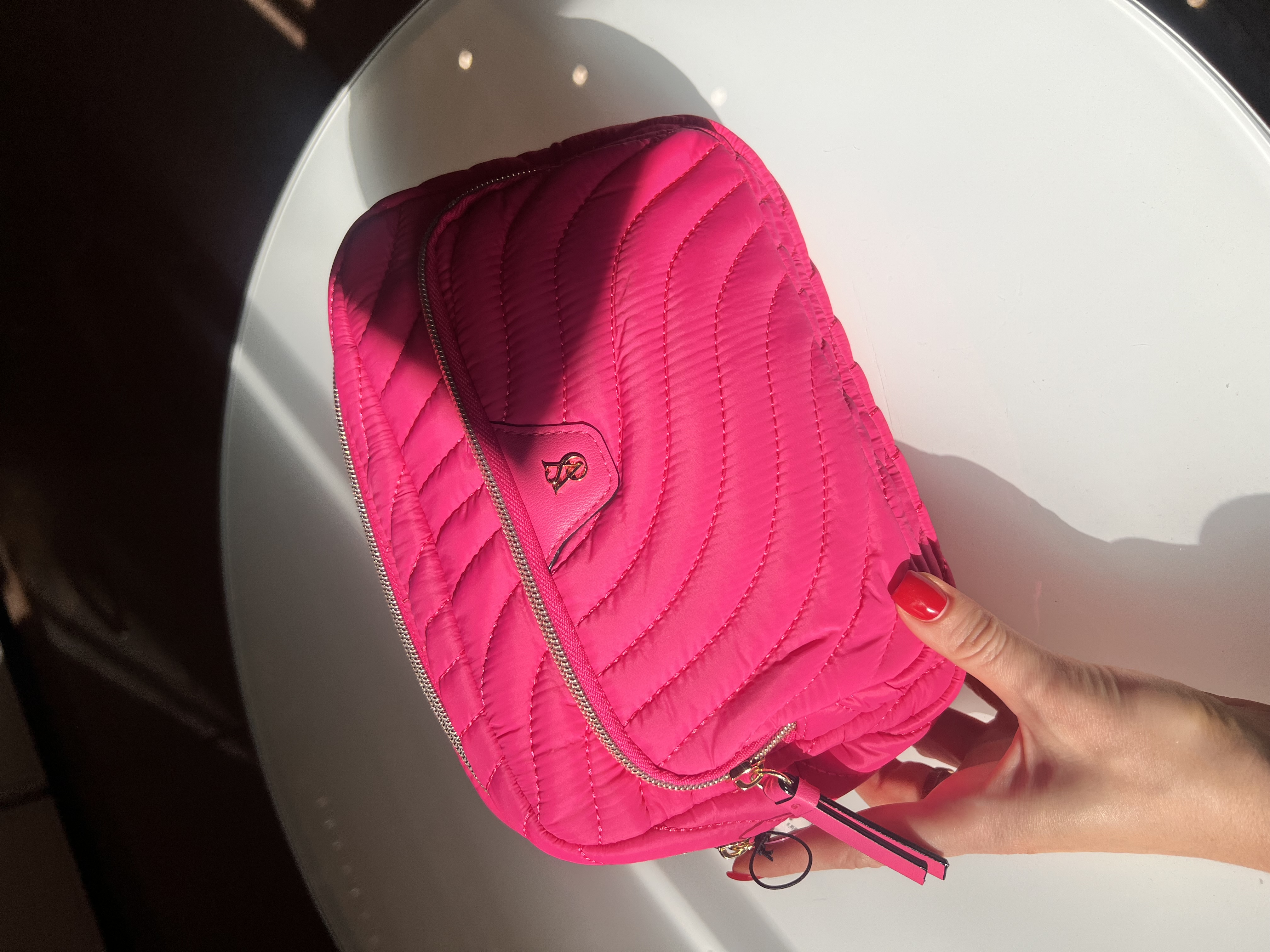 Travel Makeup Pouch Малиновий