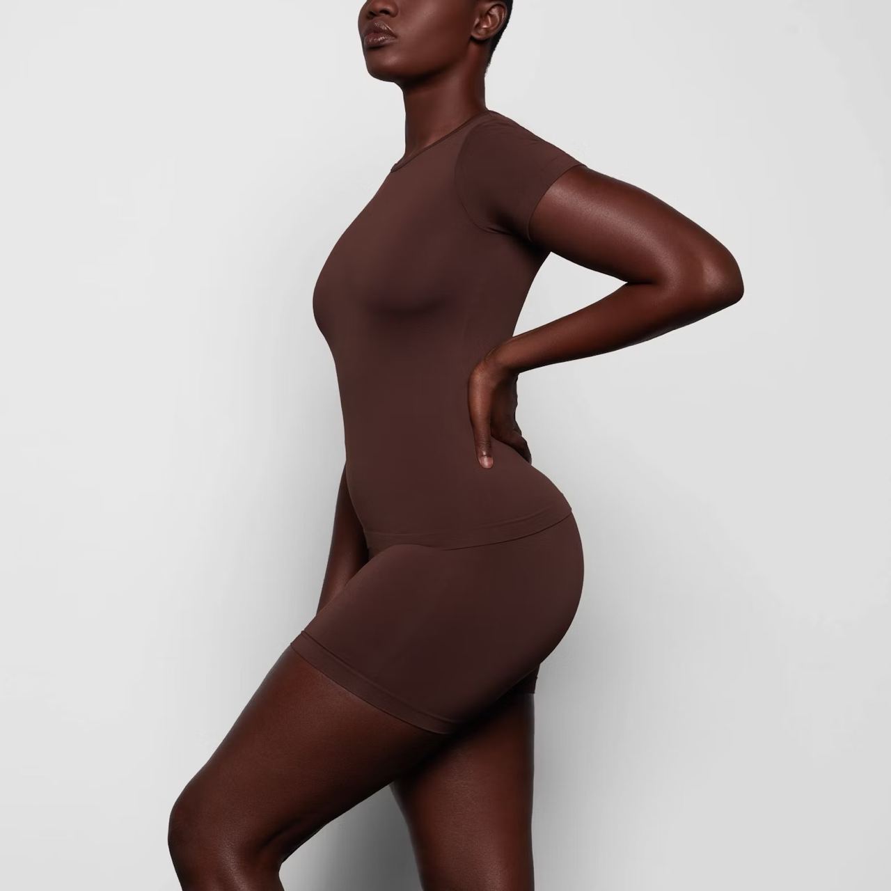Soft smoothing seamless t-shirt Cocoa, M