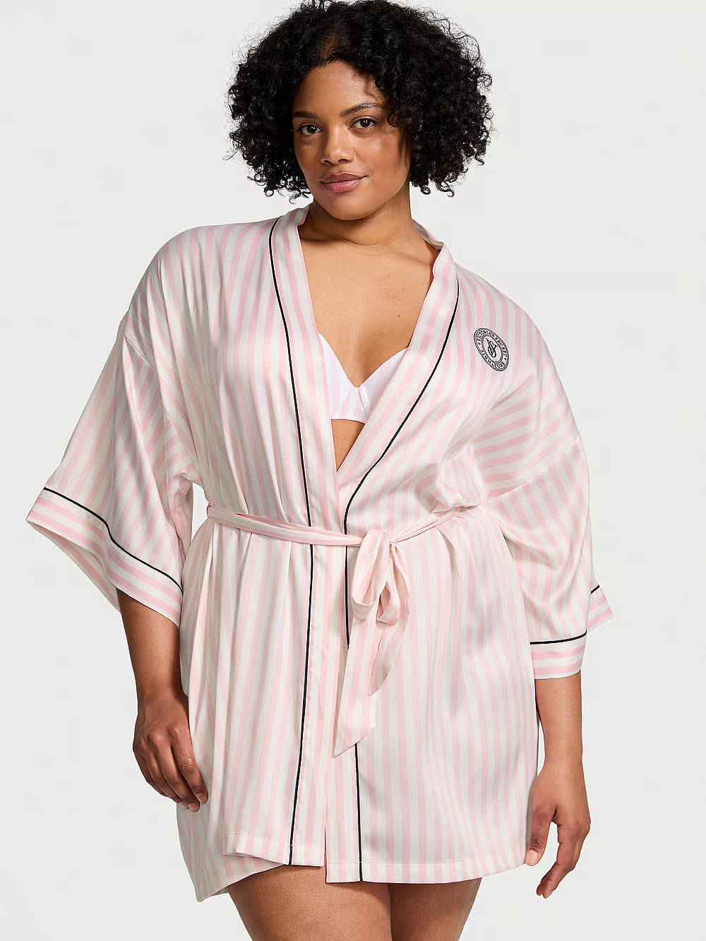 Халатик Short Satin Piped Robe Victoria’s Secret Pink Iconic Stripes, Розмір ХS/S