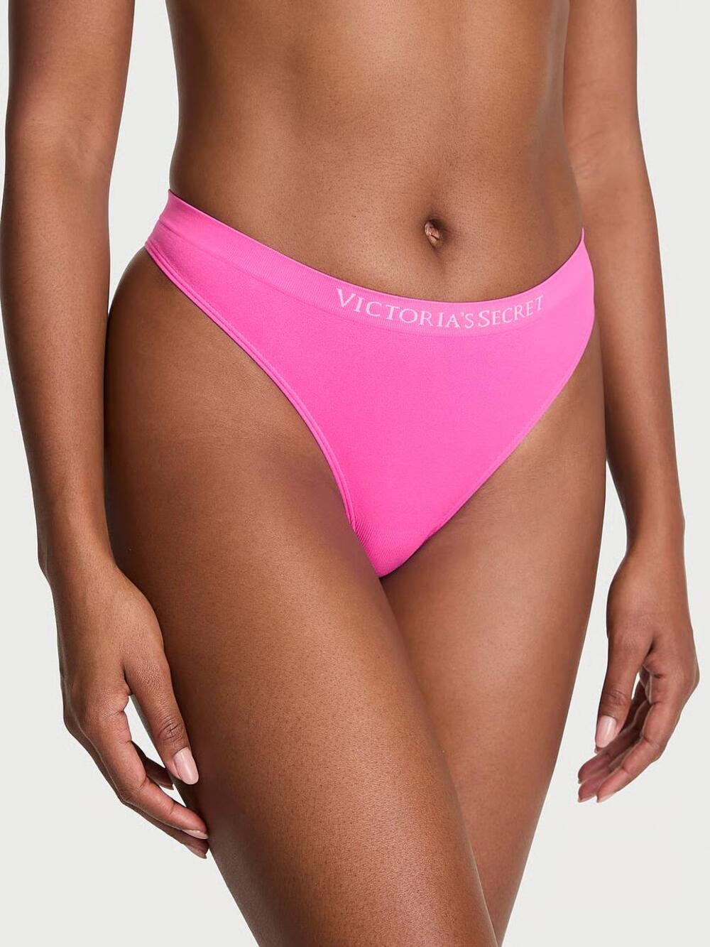 Трусики стрінги Seamless Розмір М Ultra Pink 00T2