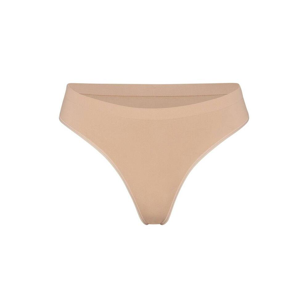 Трусики Soft smoothing seamless thong Clay, M