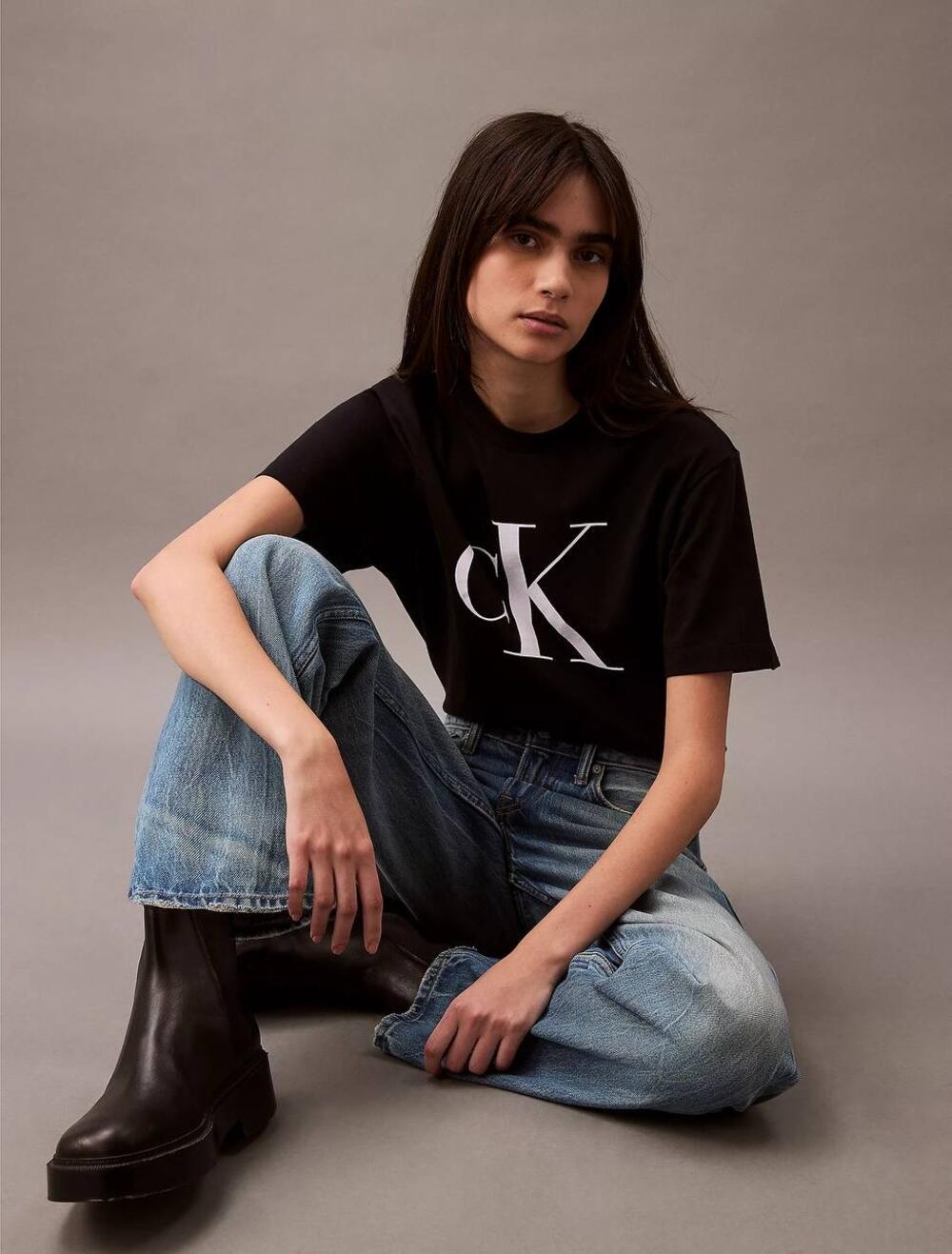 Monogram Logo Boxy T-Shirt Black Beauty, Розмір S