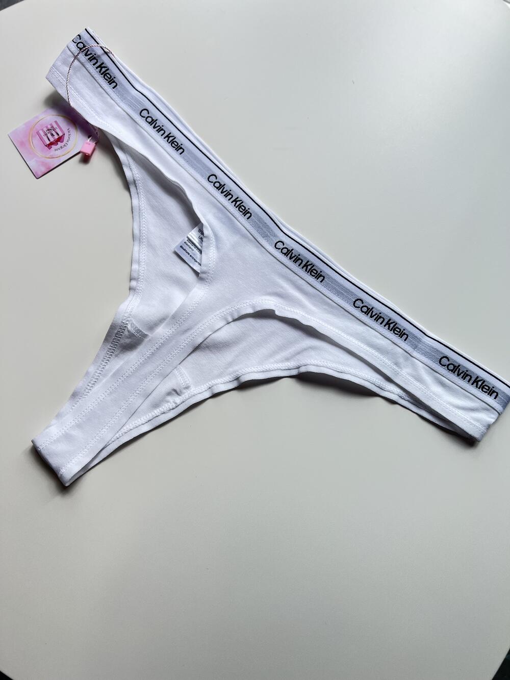 Modern Logo Low Rise Thong White, Розмір М