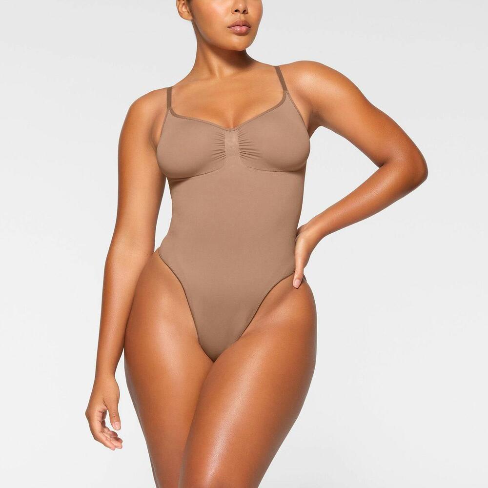 Seamless sculpt thong bodysuit Sienna, XS