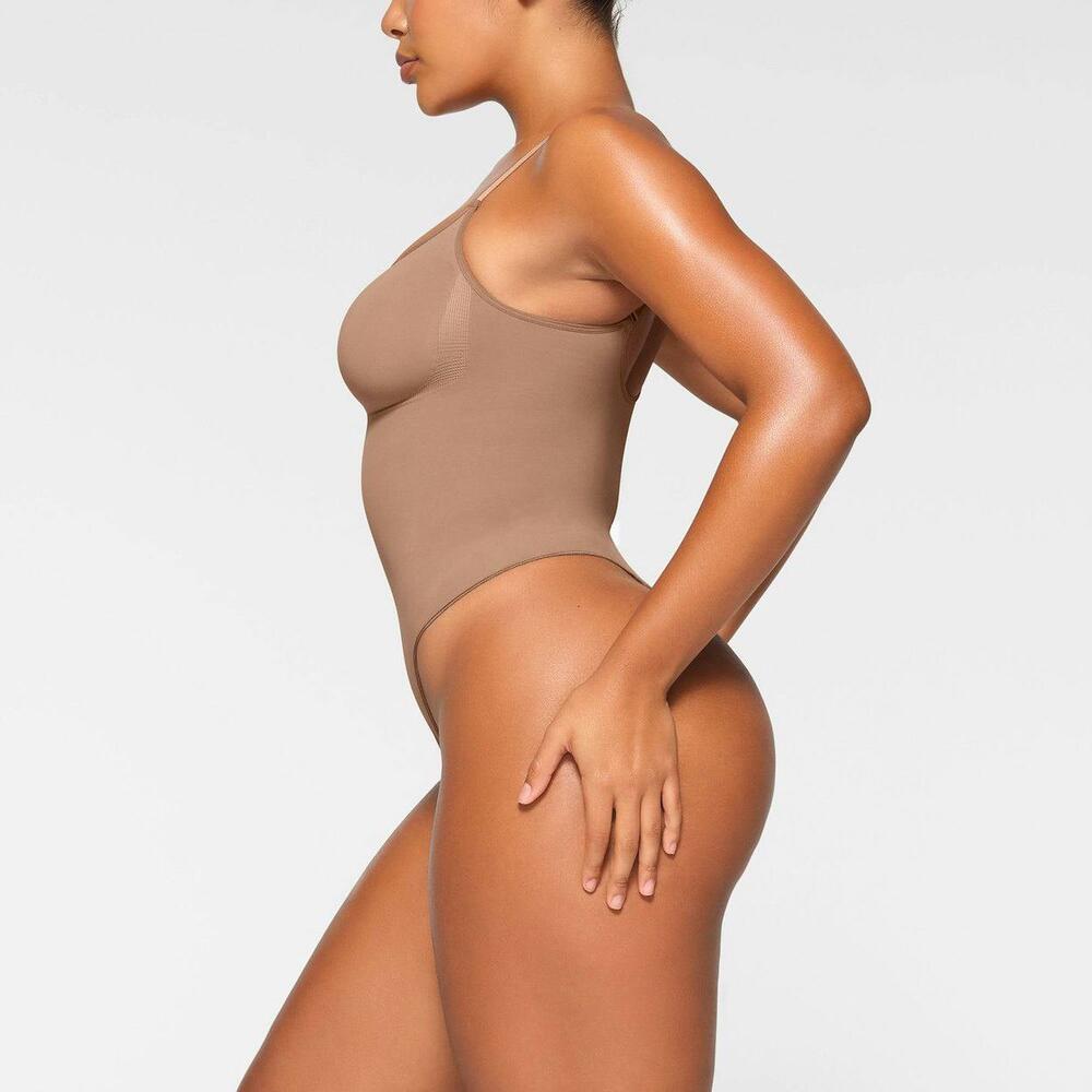 Seamless sculpt thong bodysuit Sienna, XS