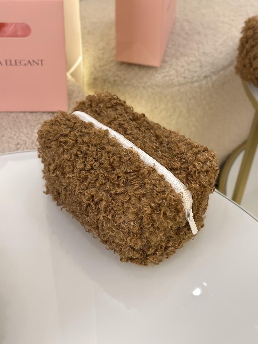 Плюшева косметичка Коричневий бараш, Медіум