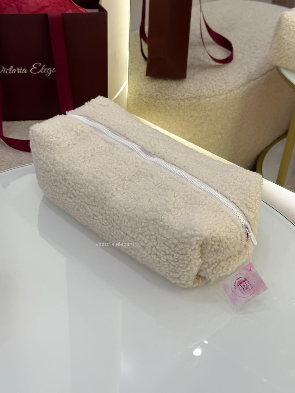 Плюшева косметичка Плющ білий, кейс(дайсон)
