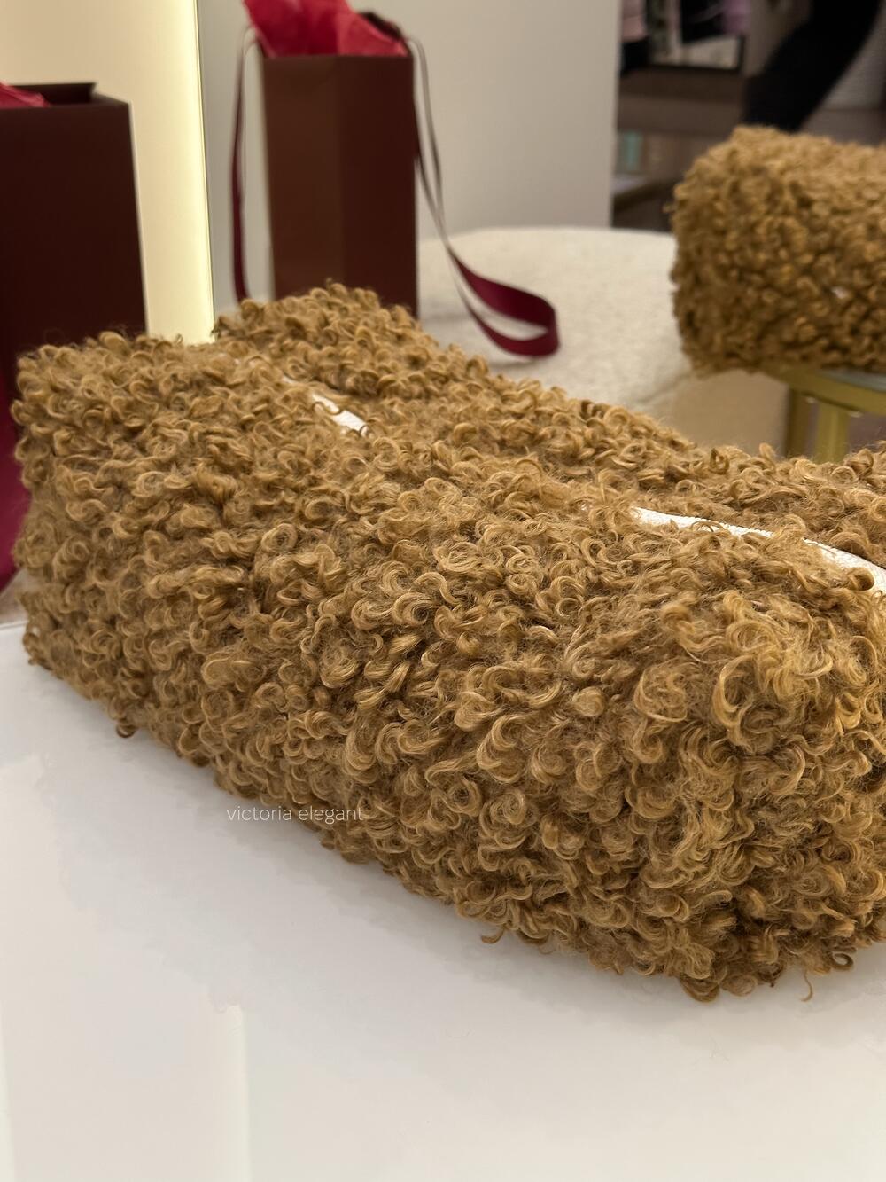 Плюшева косметичка Коричневий бараш, кейс(дайсон)