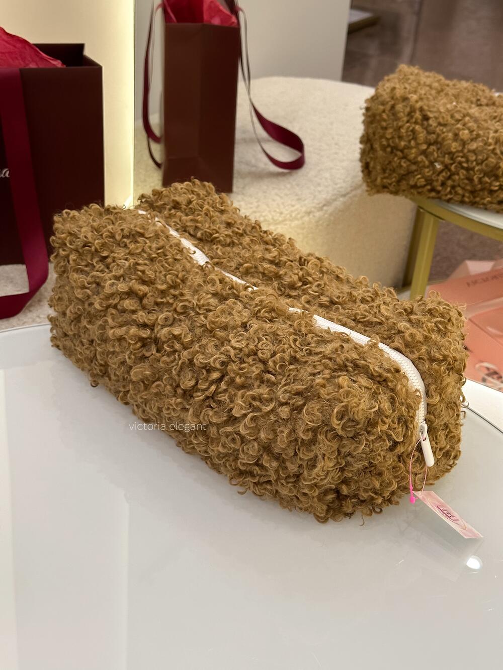 Плюшева косметичка Коричневий бараш, кейс(дайсон)