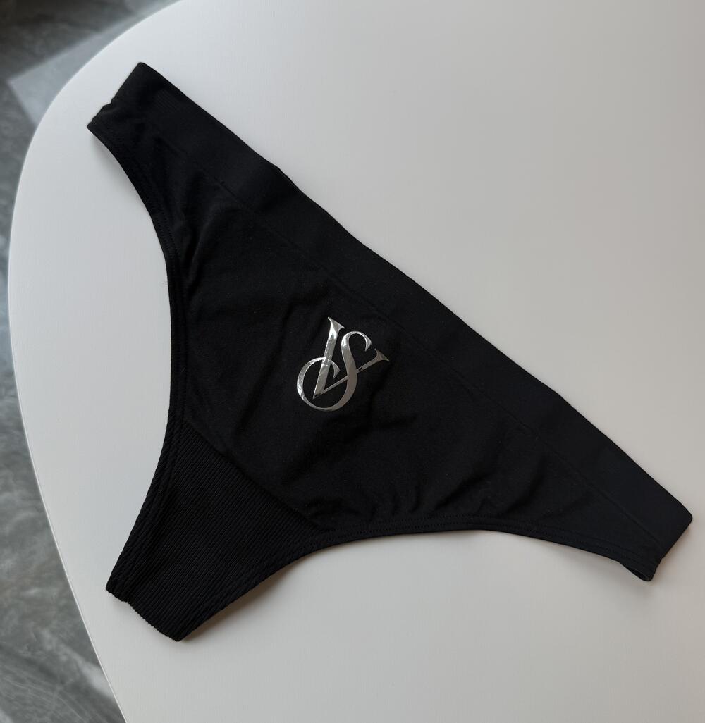 Трусики стрінги Seamless гладкі Розмір S black VS