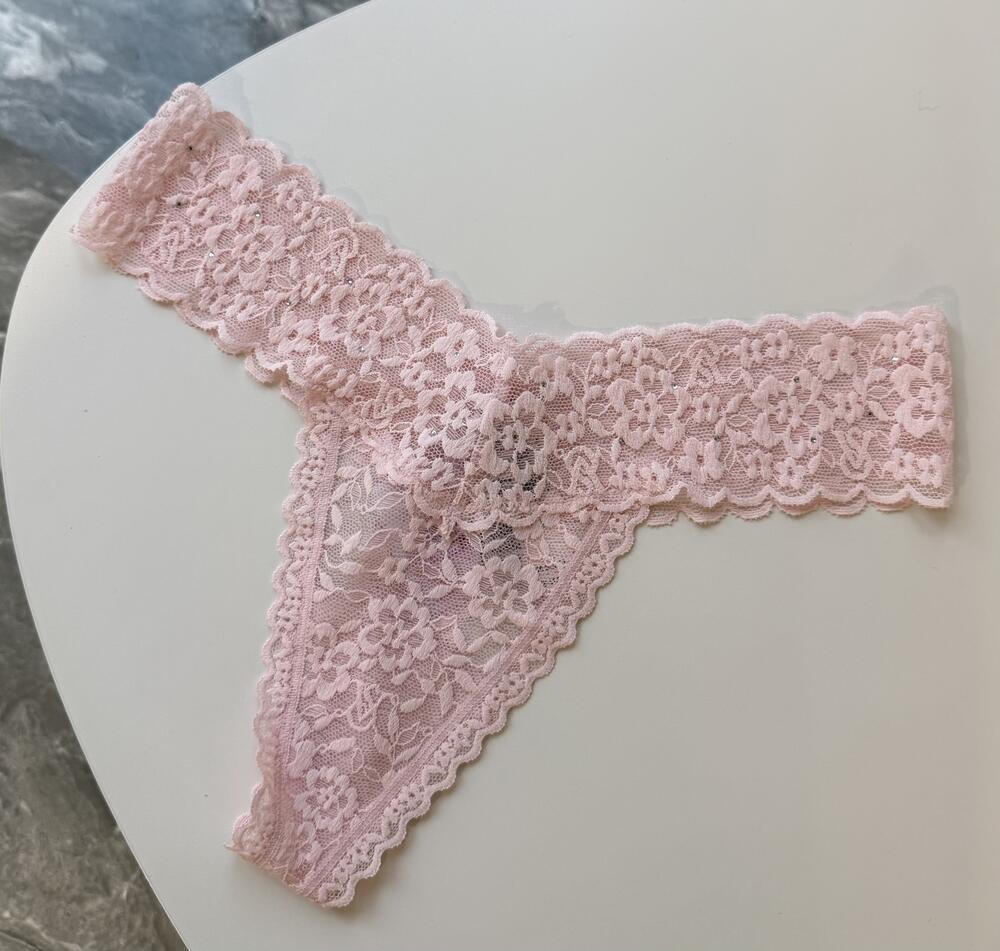 Мереживні стрінги Розмір S Рожеві з камнями