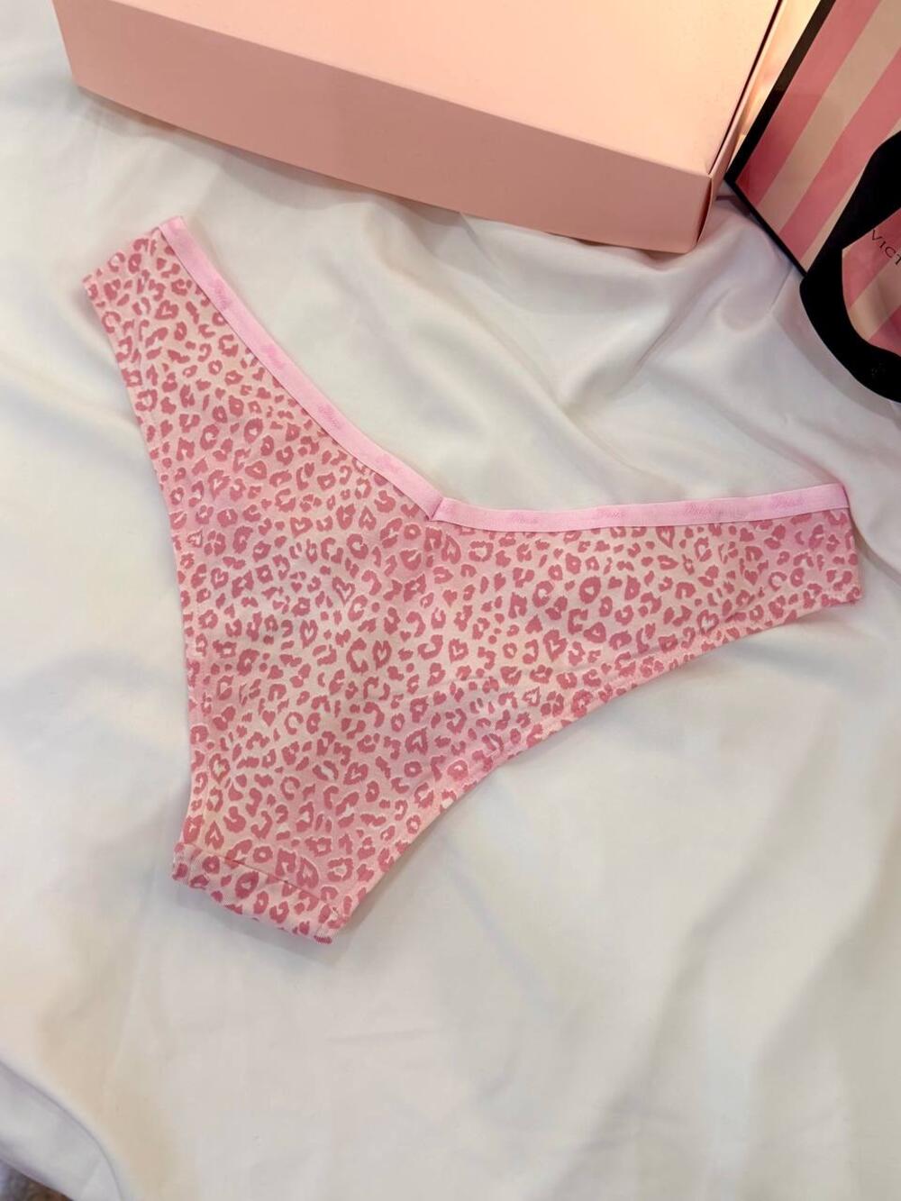 Logo Cotton Tanga Panty Розмір М Moonstone Pink Leopard Print (7K3L)