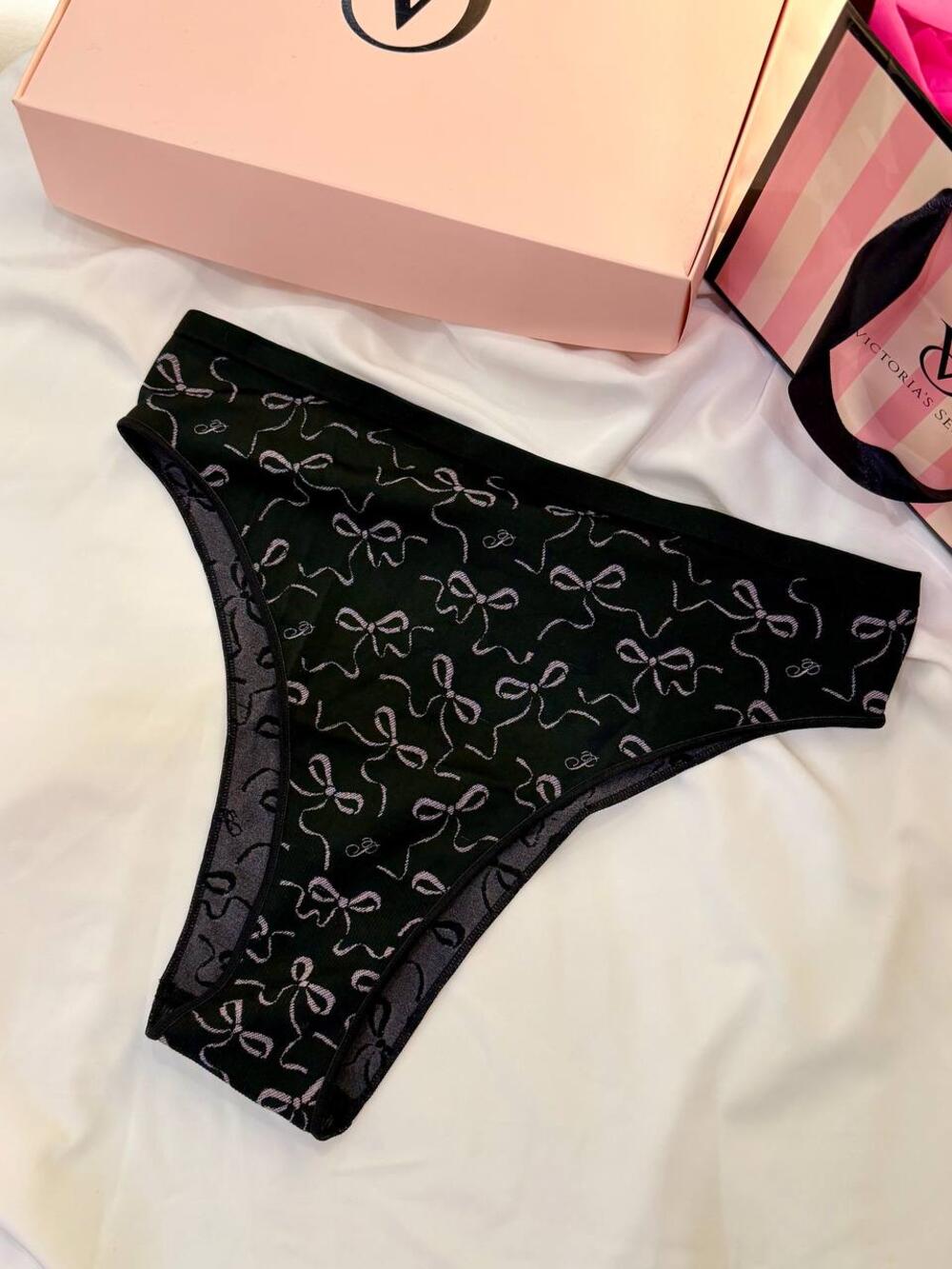 Seamless Hiphugger Розмір М Бантики